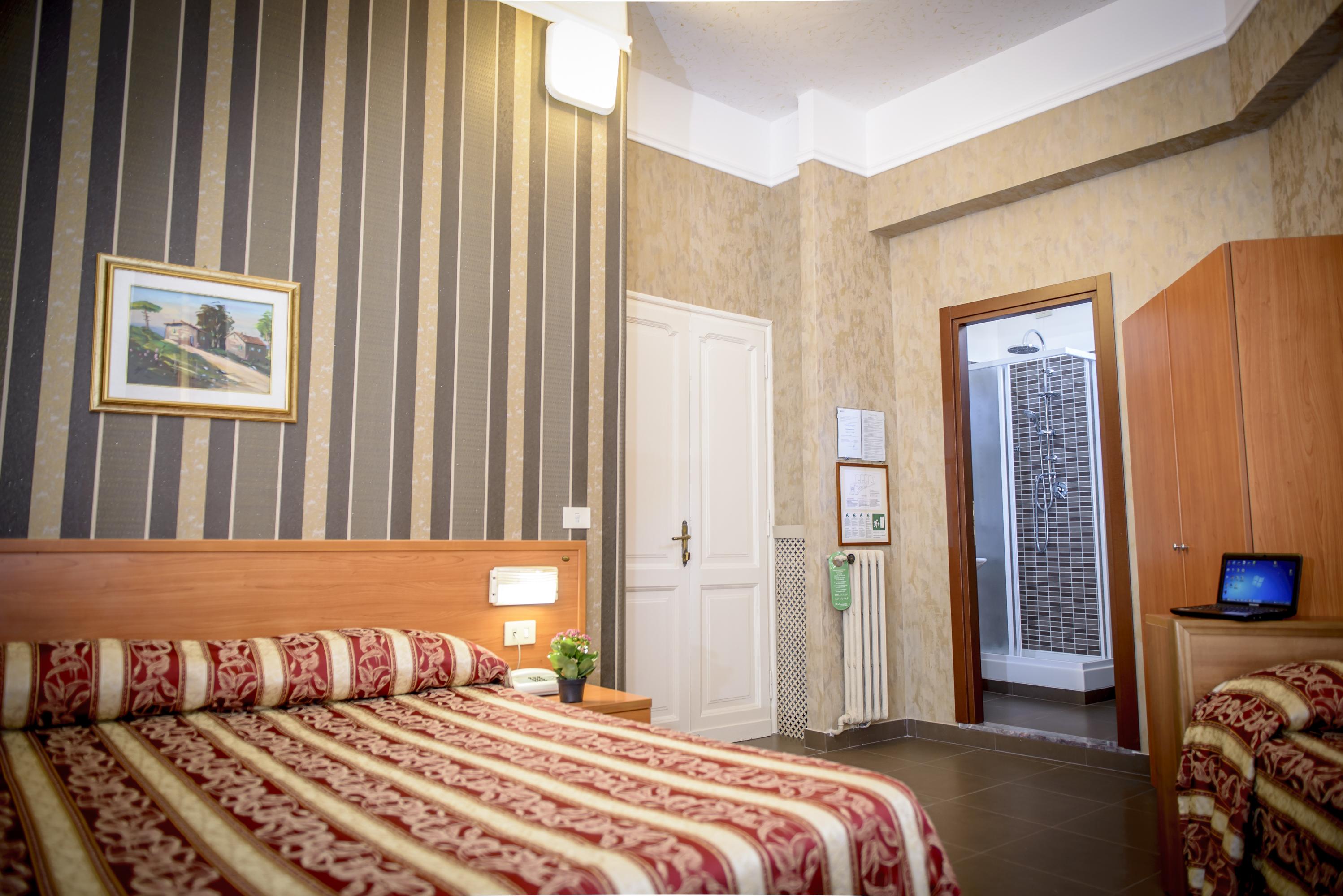 רומא Hotel Emmaus מראה חיצוני תמונה