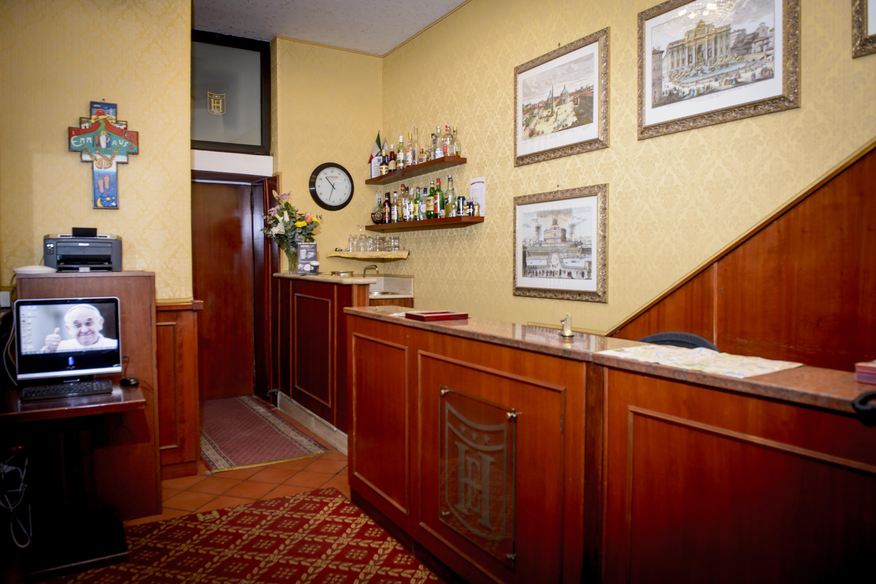 רומא Hotel Emmaus מראה חיצוני תמונה