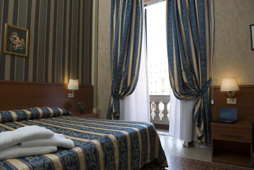 רומא Hotel Emmaus מראה חיצוני תמונה